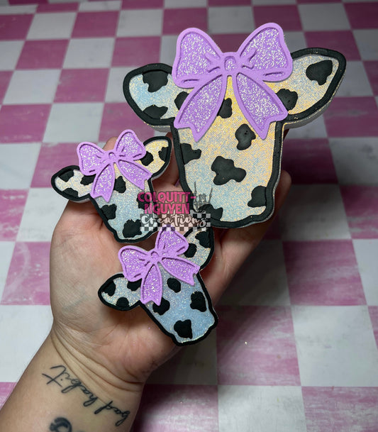Cow Head With Bow Set