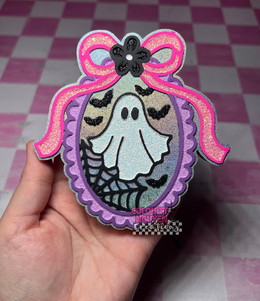 Ghost Frame With Bow