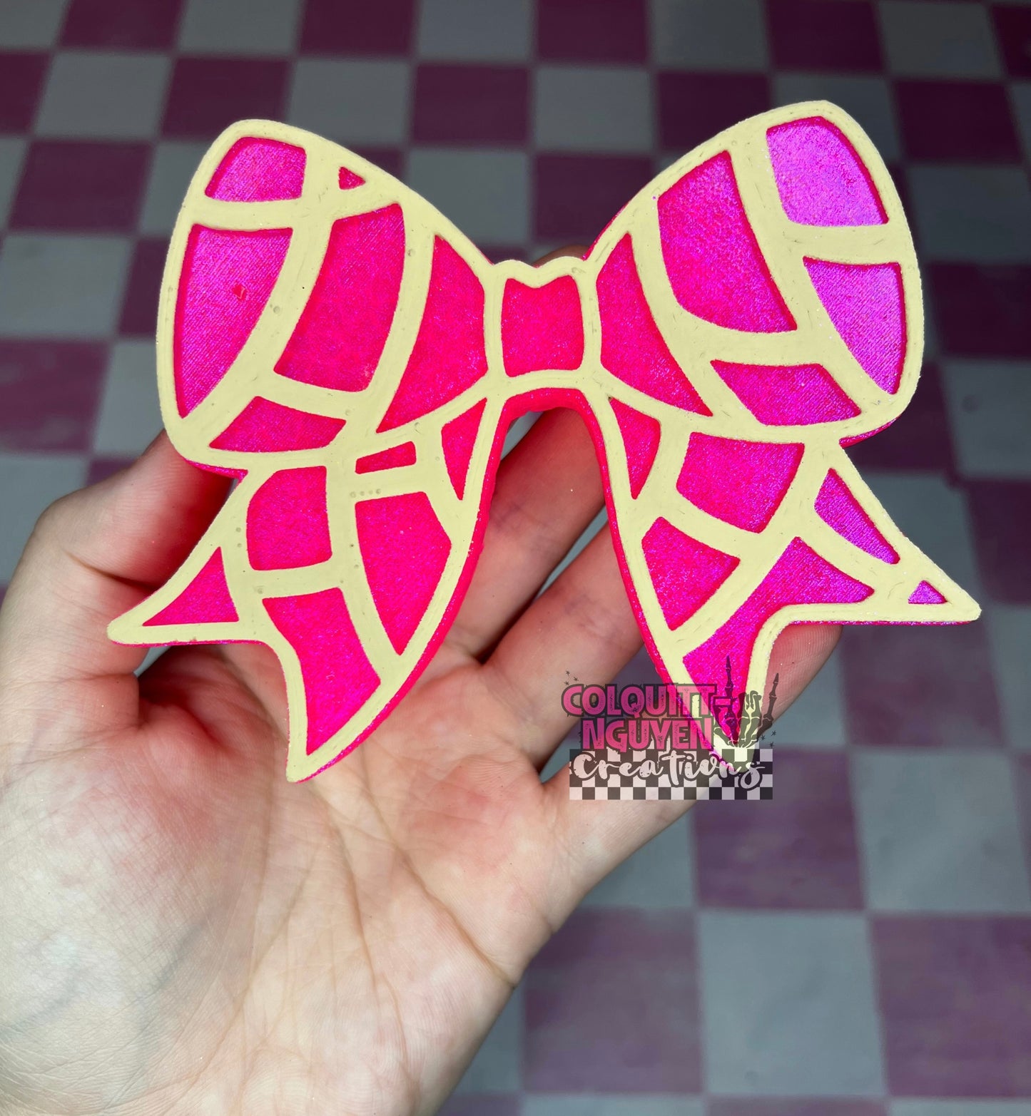 Concha Bow
