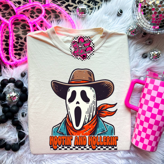 Hootin' And Hollerin' Tee